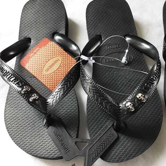 Havaianas Top Black Kids Size 33-34 Studded - SOLD ELSEWHERE - Picture 6 of 8